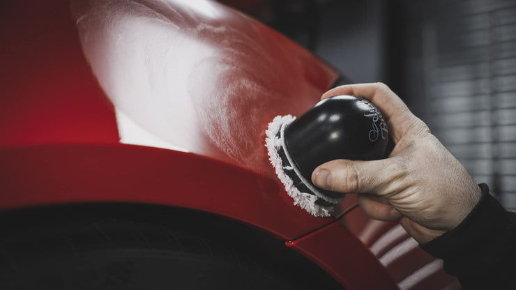 Auto Finesse Handi Puck Kit Ergonomic hand applicator pads applications developed to minimise the effort involved in completing a wide variety of hand polishing