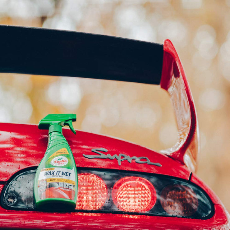 Turtle Wax - Wax It Wet Car Spray Wax, 2 x 500ml - Instant Shine & Protection, Quick & Easy Application, Advanced Technology for Smooth and Slick Finish