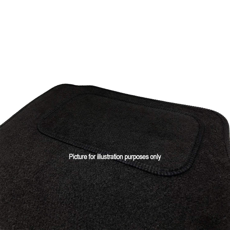 Carsio Tailored Black Carpet Car Mats for Superb 2015 Onwards - 4 Piece Set With 4 Clips